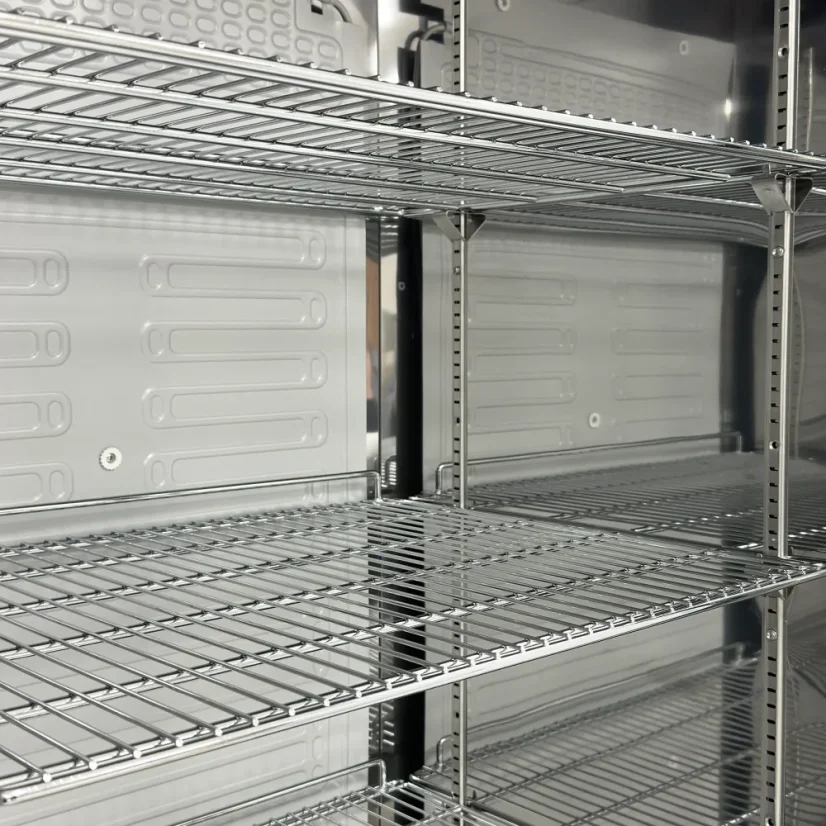 Chladicí skříň s plnými dveřmi, nerez - TEFCOLD UR 600 SS