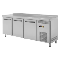 
                                    Stůl chladicí GN 1/1 3 dveře
                                