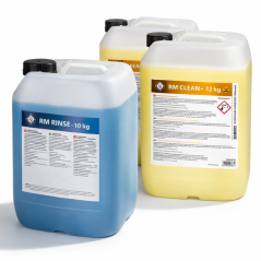 Výhodná sada chemie do profesionální myčky: 2× RM Clean+ 12 kg + 1× RM Rinse+ 10 kg (ušetříte 520 Kč)